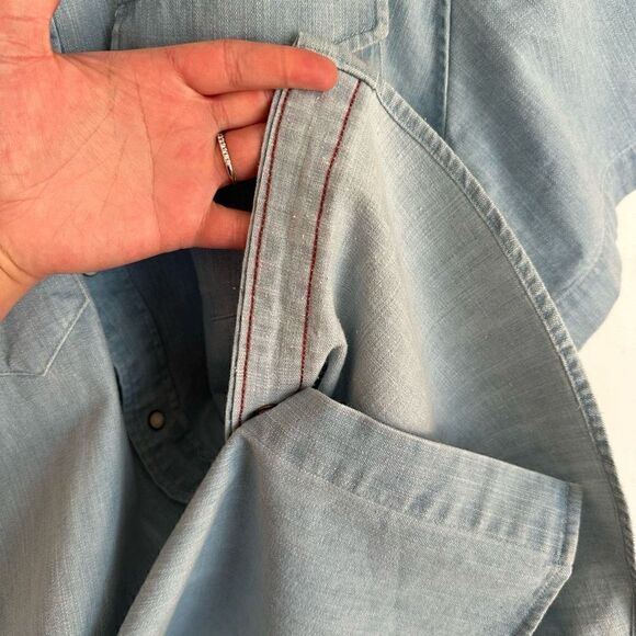 Bespoke Post Line of Trade Mens Light Denim Pearl Snap Embroidered Short Sleeve - Picture 7 of 10